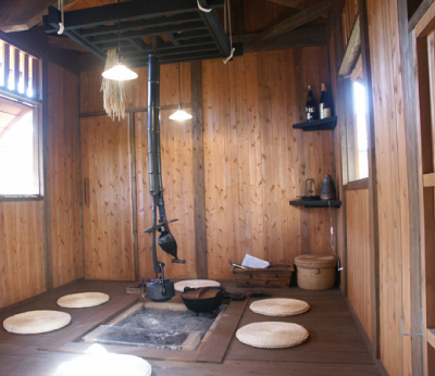 囲炉裏小屋